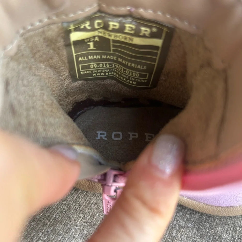 Roper kids faux leather‎ pink Camo infant boots w/inner zipper Sz-1.  C